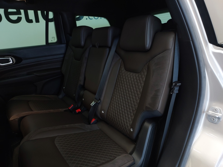 jeep commander 2.0 td380 turbo diesel overland at9 4p automatico 202310