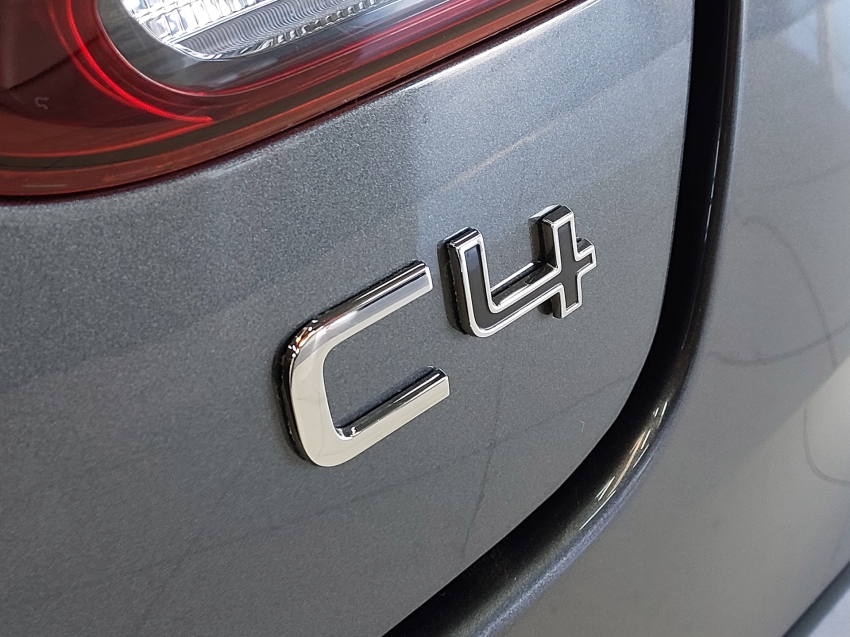 citroen c4 cactus 1.6 vti 120 flex live eat6 4p automatico 202219