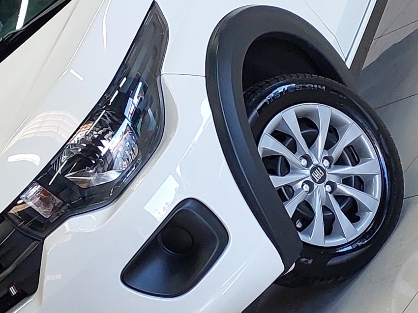 fiat mobi 1.0 evo flex like. manual 4p 202317