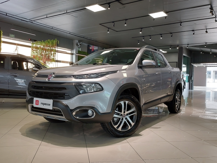 fiat toro 2.0 16v turbo diesel freedom 4wd at9 4p automatico 202125