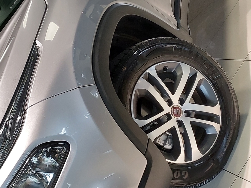 fiat toro 2.0 16v turbo diesel freedom 4wd at9 4p automatico 202124