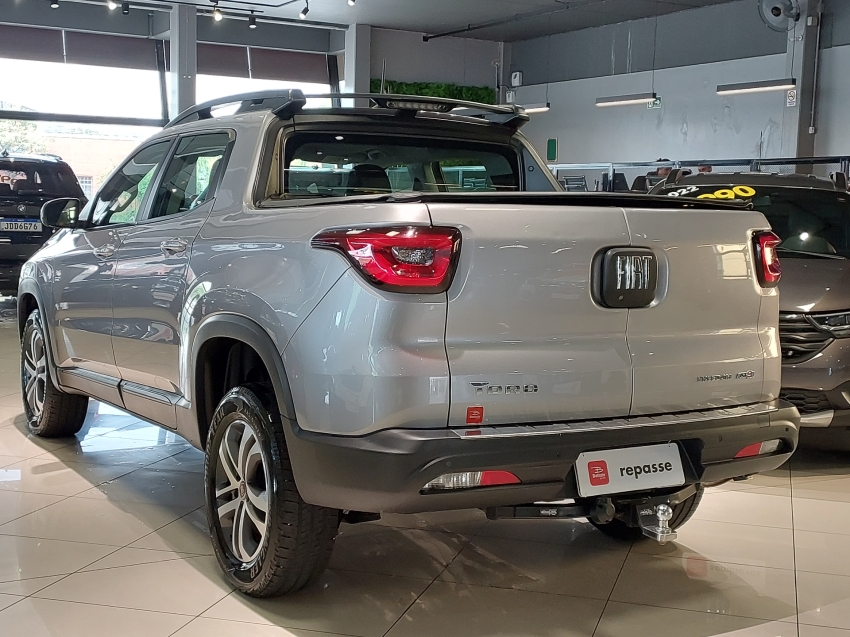 fiat toro 2.0 16v turbo diesel freedom 4wd at9 4p automatico 20214