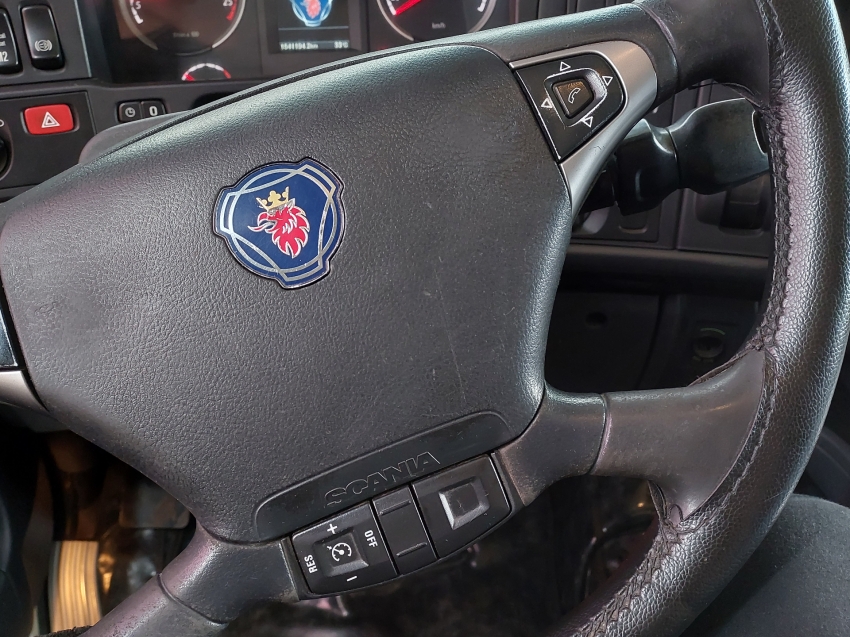 scania r 440 a 4x2 diesel 2p automatico 201413