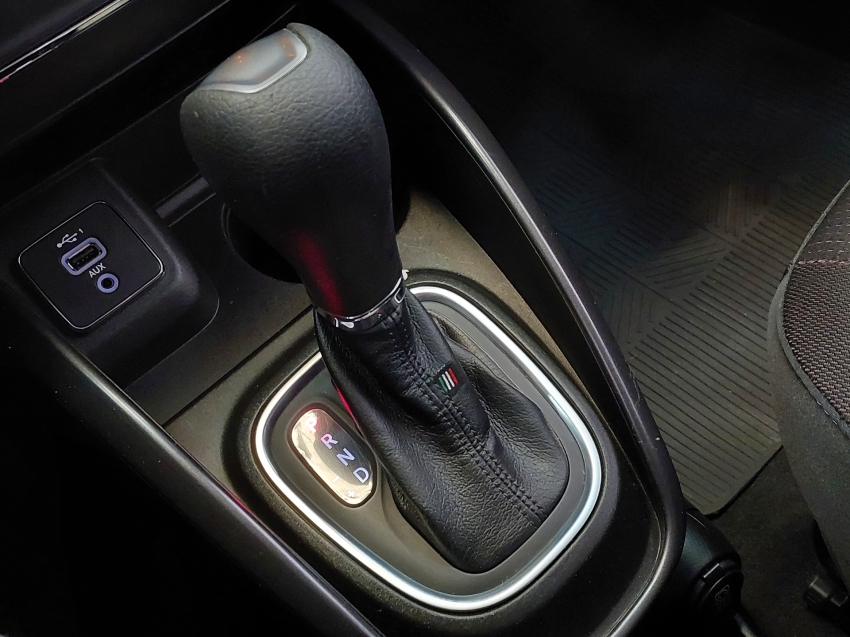 fiat cronos 1.8 e.torq flex precision at6 4p automatico 202113