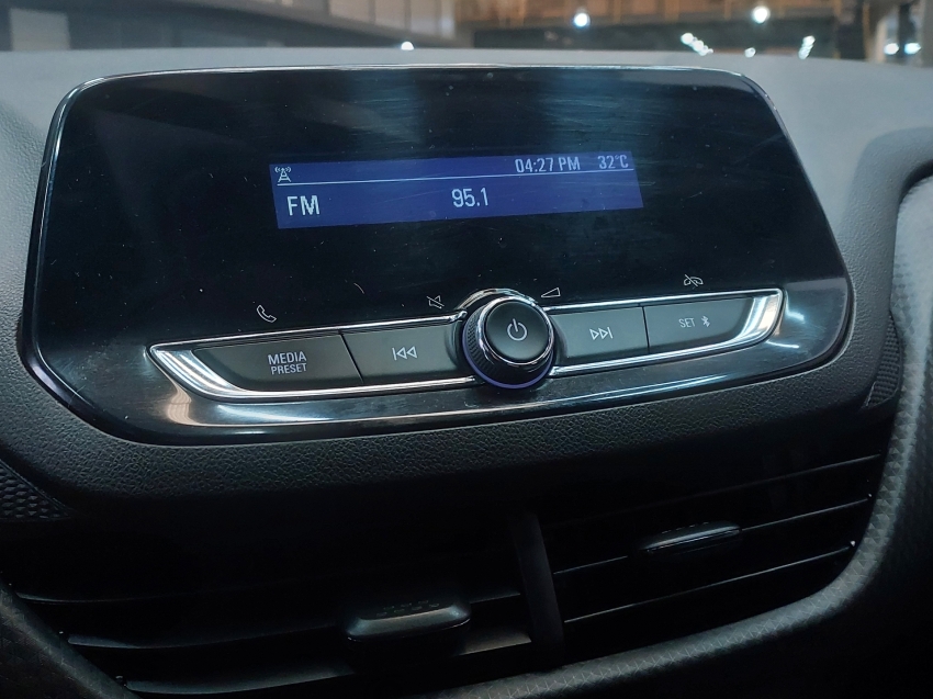 chevrolet onix 1.0 flex manual 4p 202312