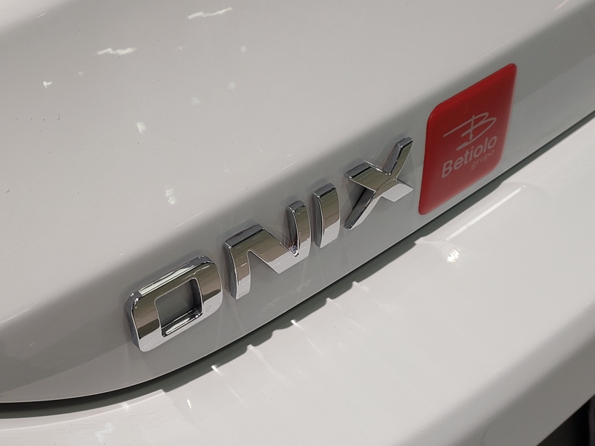 chevrolet onix 1.0 flex lt manual 4p 202317