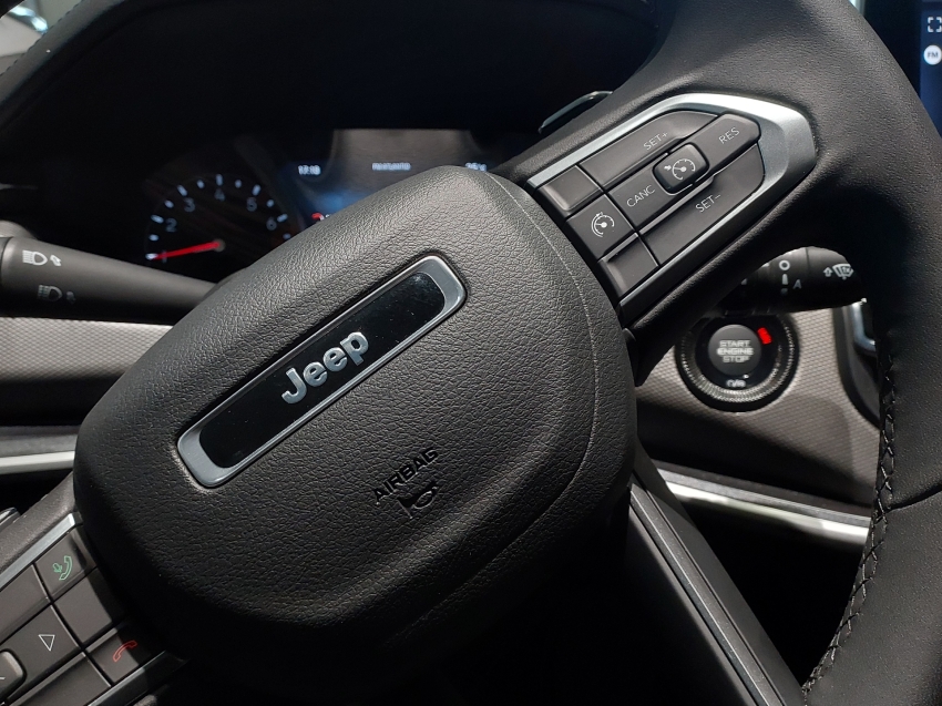 jeep compass 1.3 t270 turbo flex longitude at6 4p automatico 202316