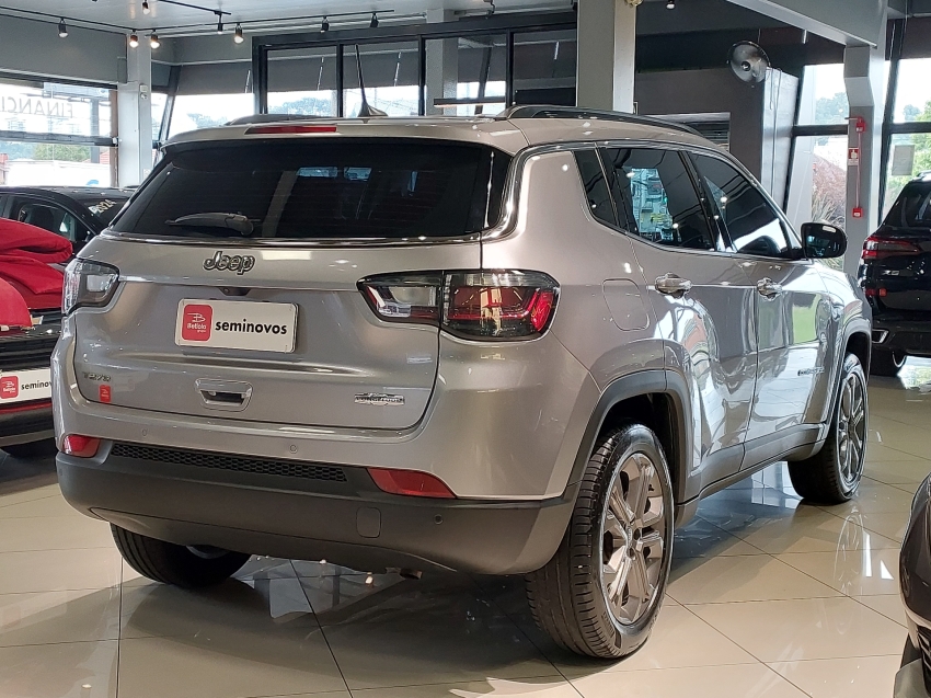 jeep compass 1.3 t270 turbo flex longitude at6 4p automatico 20235