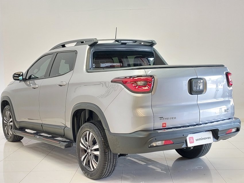 fiat toro 1.3 turbo 270 flex freedom at6 4p automatico 20253