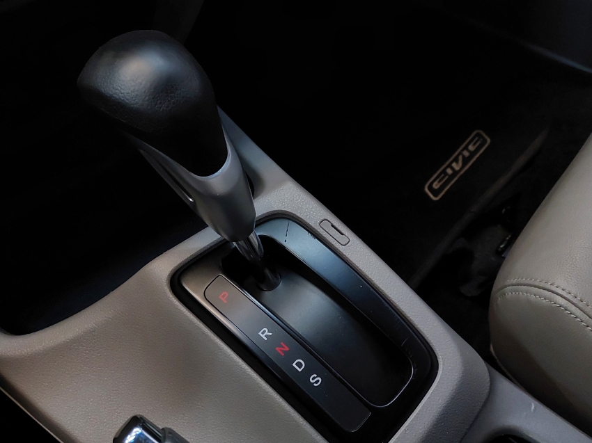 honda civic 2.0 lxr 16v flex 4p automatico 201615