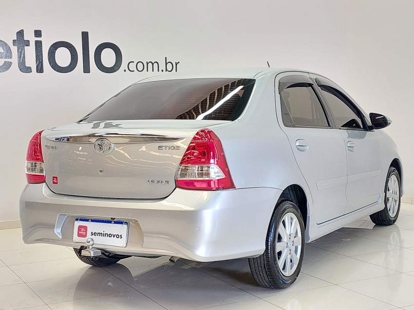 toyota etios 1.5 xls sedan 16v flex 4p automatico 20184