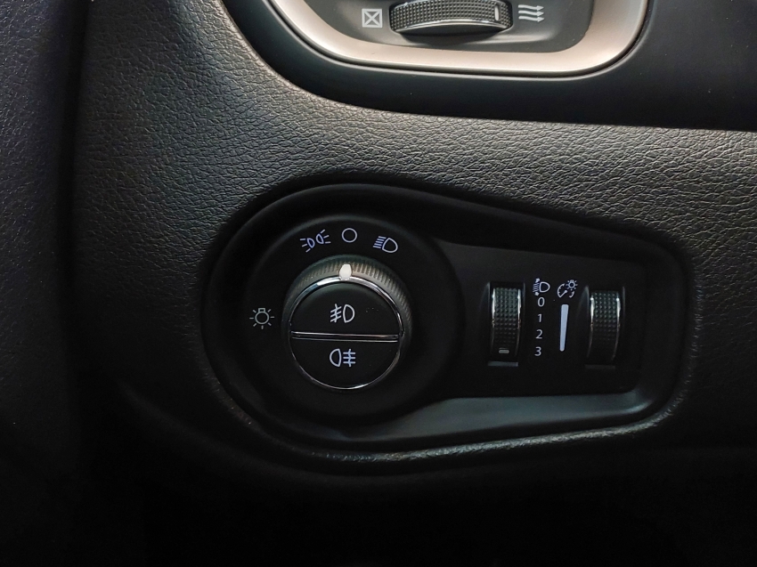 jeep renegade 1.8 16v flex sport 4p manual 201616