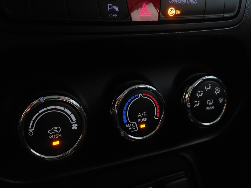 jeep renegade 1.8 16v flex sport 4p manual 201611