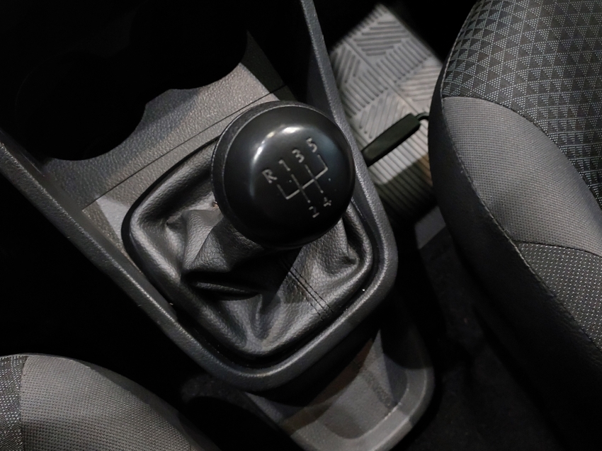 volkswagen voyage 1.0 12v mpi totalflex 4p manual flex 202310