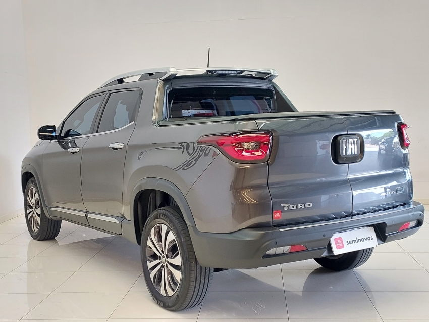 fiat toro 2.0 16v turbo diesel volcano 4wd at9 4p automatico 20243