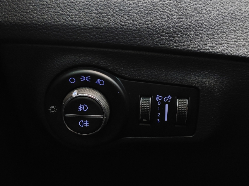 jeep compass 2.0 16v diesel longitude 4x4 automatico 4p 201719