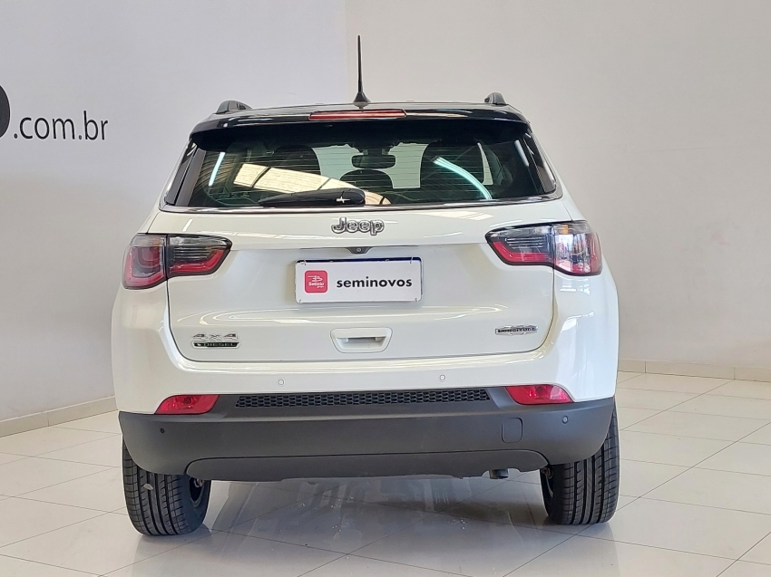 jeep compass 2.0 16v diesel longitude 4x4 automatico 4p 20175