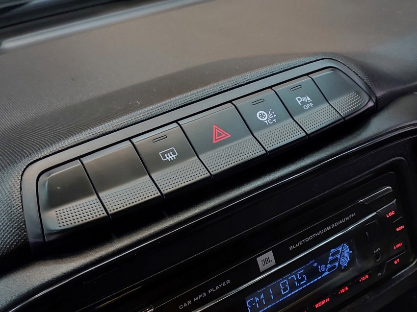 fiat strada 1.3 firefly flex freedom cd manual 4p 202314