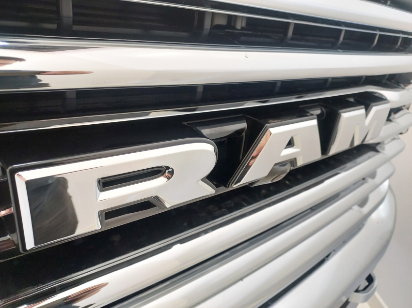 ram 3500 6.7 i6 turbo diesel limited longhorn cd 4x4 automatico 4p 202434