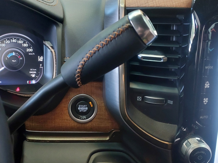 ram 3500 6.7 i6 turbo diesel limited longhorn cd 4x4 automatico 4p 202415