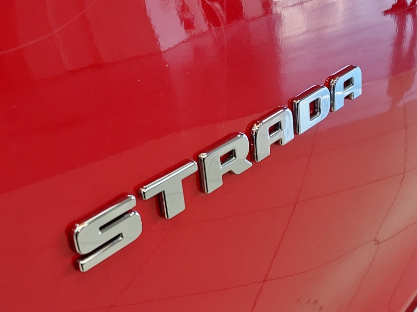 fiat strada 1.3 firefly flex volcano cd cvt 4p automatico 202220