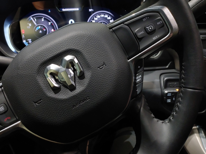 ram 2500 6.7 i6 turbo diesel laramie cd 4x4 automatico 4p 202414