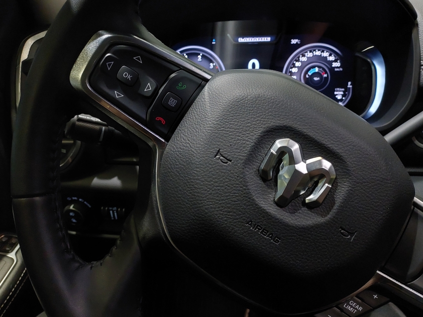 ram 2500 6.7 i6 turbo diesel laramie cd 4x4 automatico 4p 202413