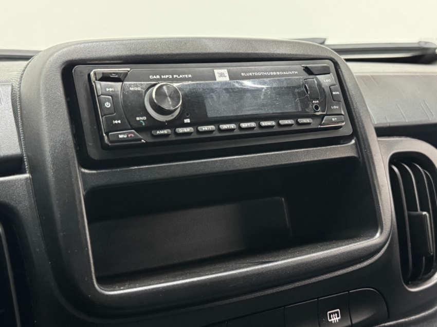 fiat mobi 1.0 evo flex like. manual 4p 202312