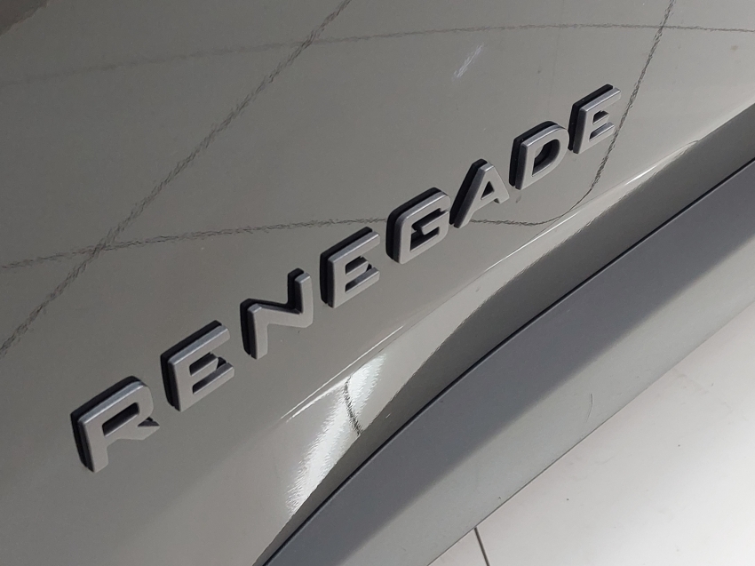jeep renegade 1.3 t270 turbo flex s 4x4 at9 4p automatico 202323