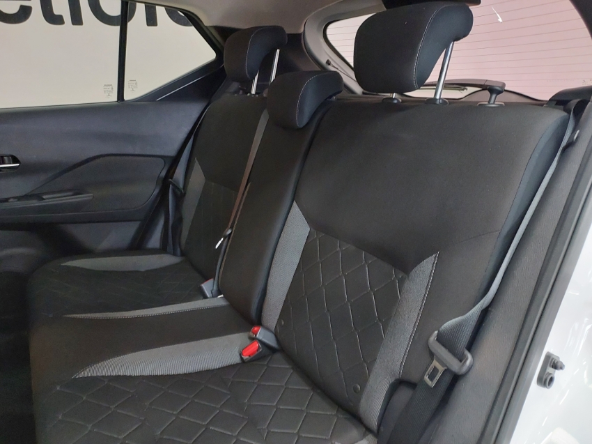 nissan kicks 1.6 16v flexstart sv 4p xtronic flex automatico 20198