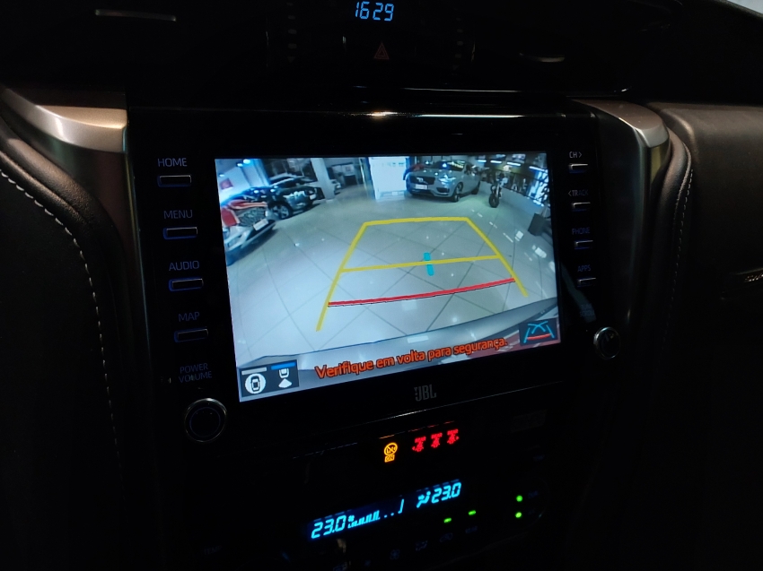 toyota hilux sw4 2.8 d-4d turbo diesel srx 4x4 automatico 4p 202214