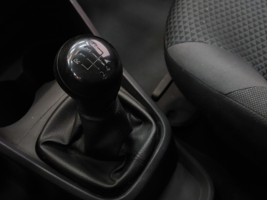 volkswagen gol 1.0 12v mpi totalflex 4p manual flex 202313