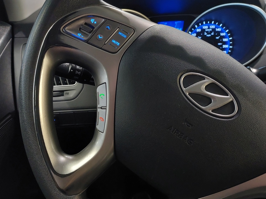hyundai ix35 2.0 mpi 4x2 16v flex 4p manual gasolina 201215