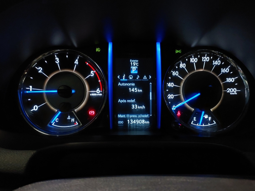 toyota hilux sw4 2.8 srx 4x4 16v turbo intercooler diesel 4p automatico 201915