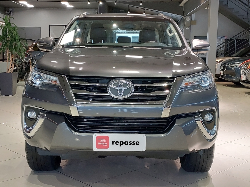 toyota hilux sw4 2.8 srx 4x4 16v turbo intercooler diesel 4p automatico 20194