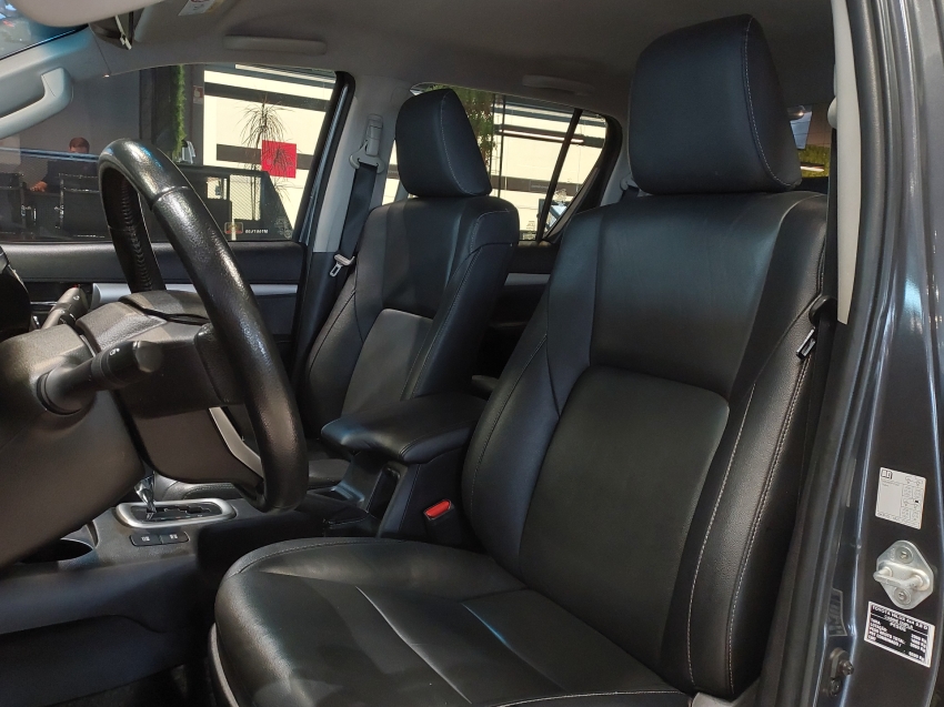 toyota hilux 2.8 d-4d turbo diesel cd srv 4x4 automatico 4p 20218