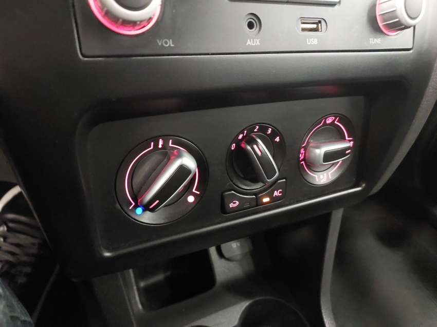 volkswagen crossfox 1.6 mi flex 8v 4p manual 201110