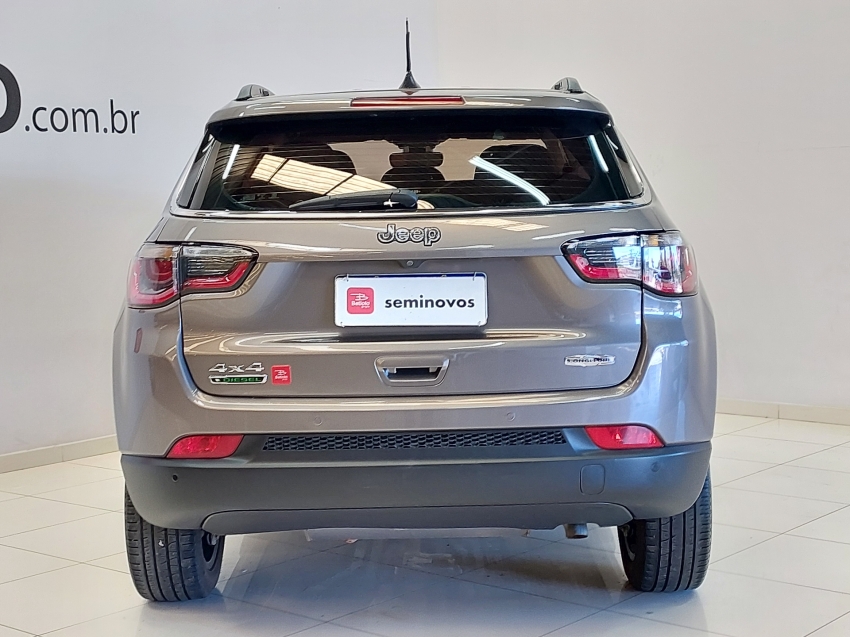 jeep compass 2.0 16v diesel longitude 4x4 automatico 4p 20175