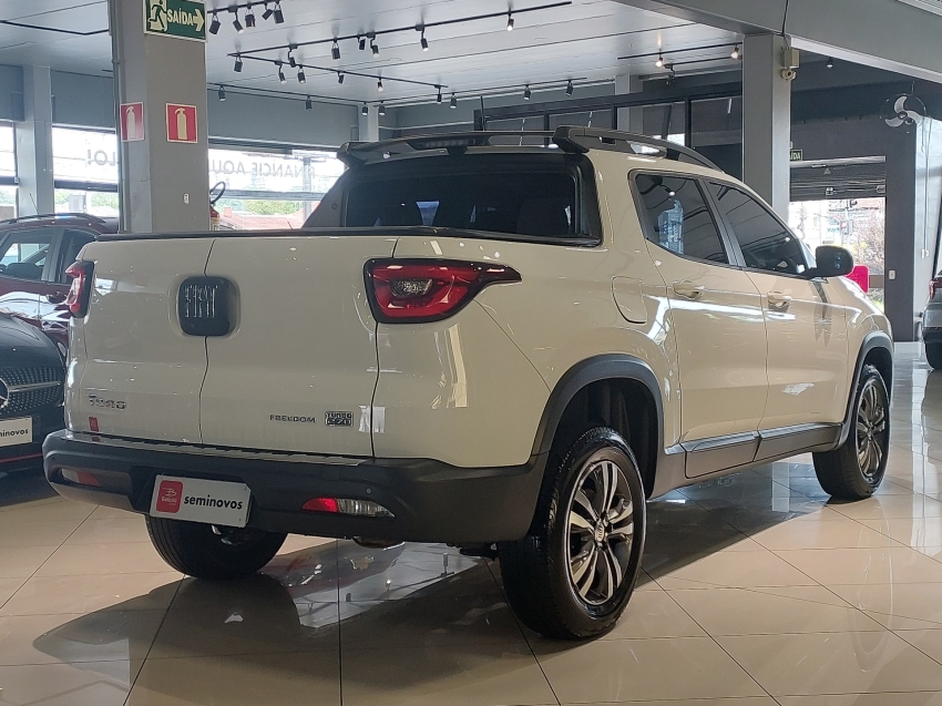fiat toro 1.3 turbo 270 flex freedom at6 4p automatico 20225
