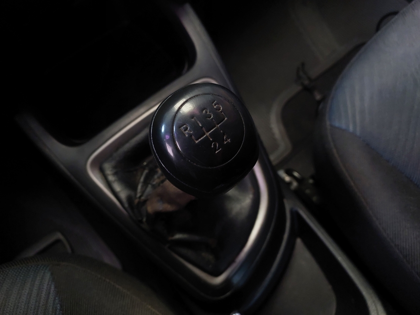 hyundai hb20s 1.6 comfort plus 16v flex 4p manual 201411