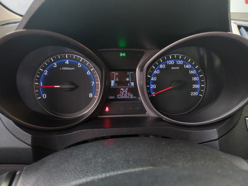 hyundai hb20s 1.6 comfort plus 16v flex 4p manual 201414