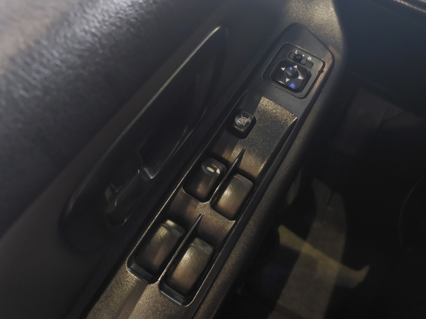 mitsubishi pajero tr4 2.0 4x2 16v 140cv flex 4p automatico 201314