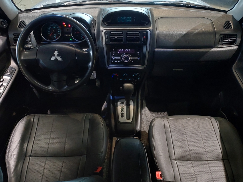 mitsubishi pajero tr4 2.0 4x2 16v 140cv flex 4p automatico 20138