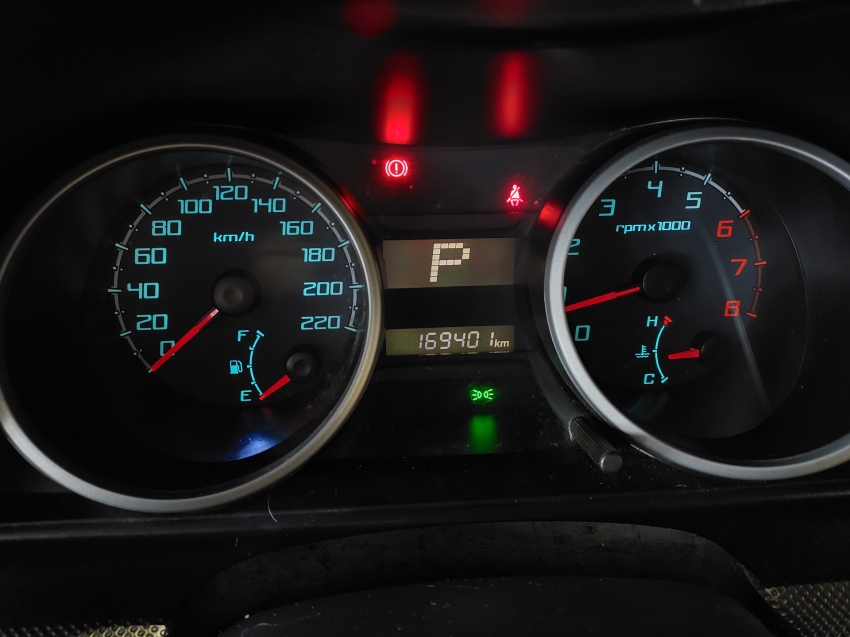 mitsubishi pajero tr4 2.0 4x2 16v 140cv flex 4p automatico 201313