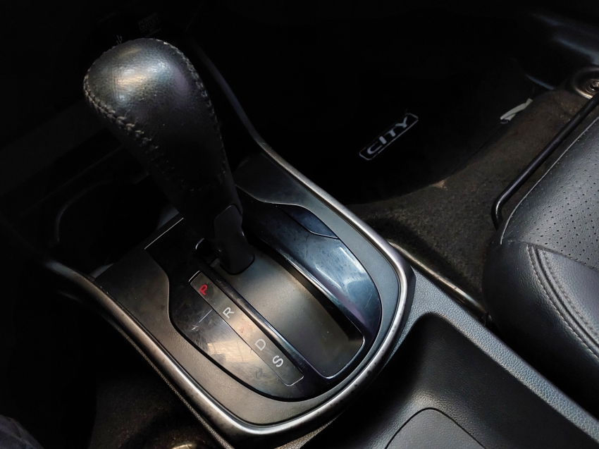 honda city 1.5 exl 16v flex 4p automatico 201613