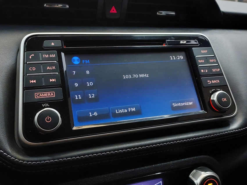 nissan kicks 1.6 16v flexstart sl 4p xtronic flex automatico 201712