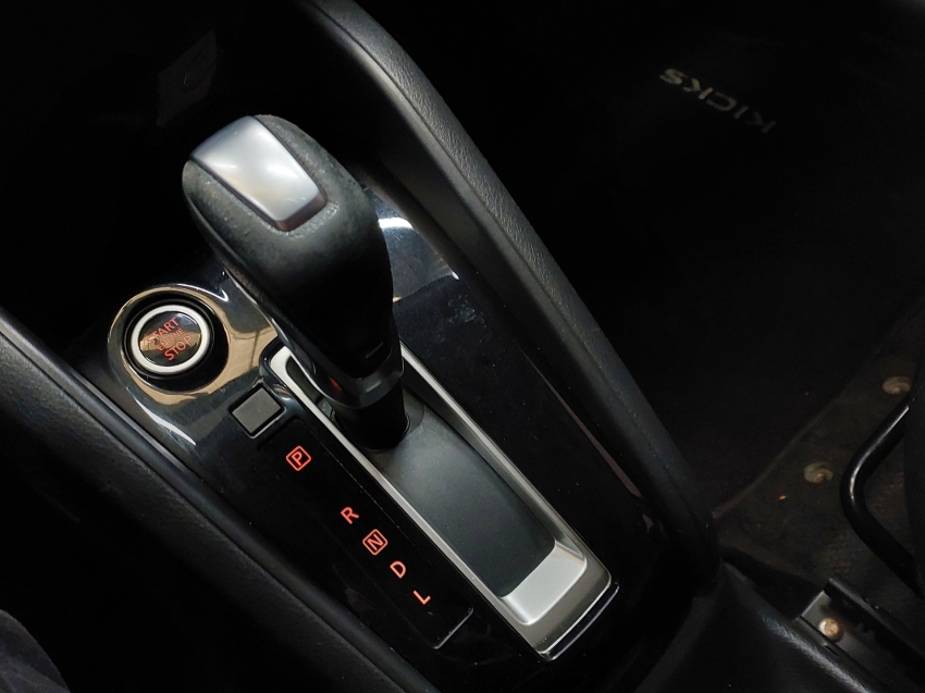 nissan kicks 1.6 16v flexstart sl 4p xtronic flex automatico 201714