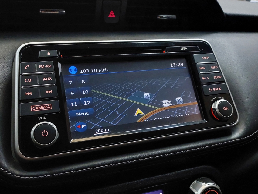 nissan kicks 1.6 16v flexstart sl 4p xtronic flex automatico 201713