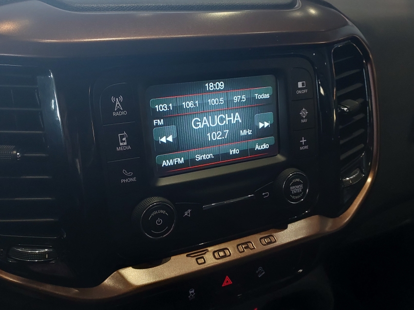 fiat toro 2.0 16v turbo diesel volcano 4wd at9 4p automatico 201813