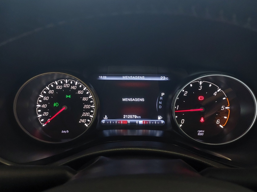 fiat toro 2.0 16v turbo diesel volcano 4wd at9 4p automatico 201814